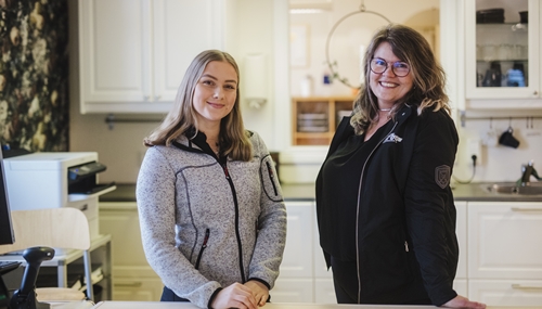 Här möter du främst Oss två, Vendela & Petra